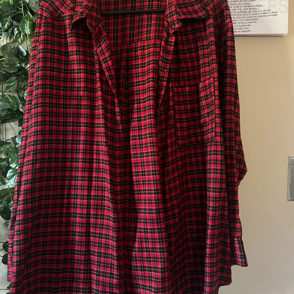 Hollister Red and Black Plaid Blouse